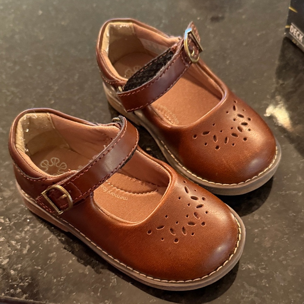Stride Rite Tan Leather Mary Jane Shoes-WIDE